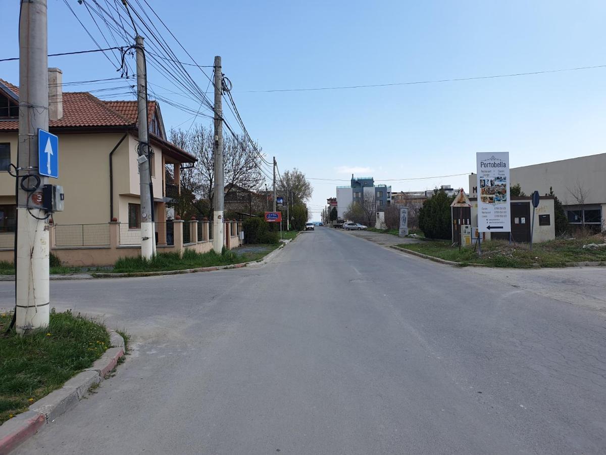 Delux Studio Mamaia Nord Năvodari Extérieur photo