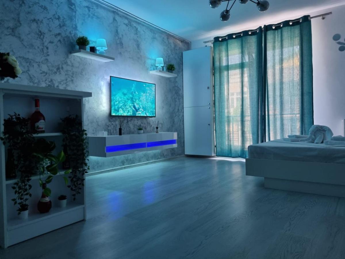 Delux Studio Mamaia Nord Năvodari Extérieur photo