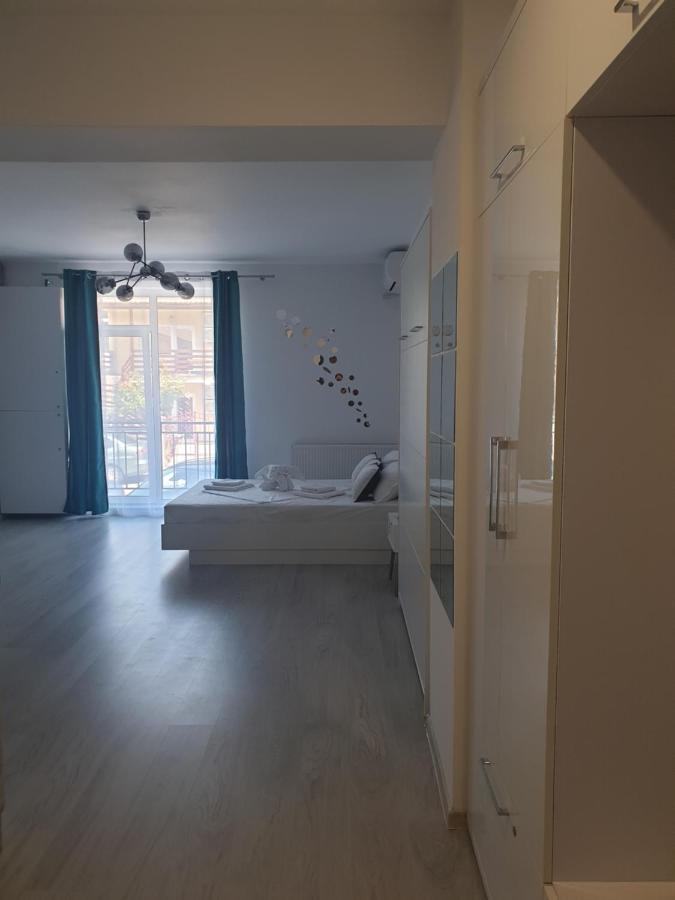 Delux Studio Mamaia Nord Năvodari Extérieur photo