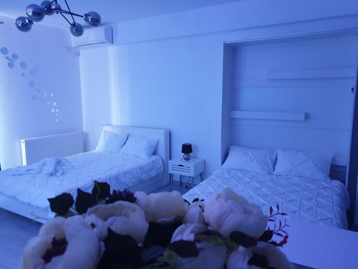 Delux Studio Mamaia Nord Năvodari Extérieur photo